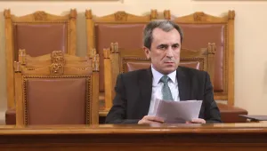 Орешарски против тяснопартийна кандидатура за еврокомисар