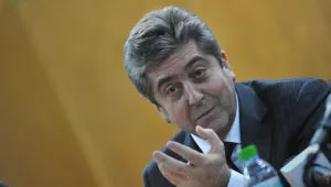 Първанов между разцеплението на БСП и обединението на лявото