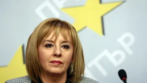 Манолова поиска проверка на подписите за референдума