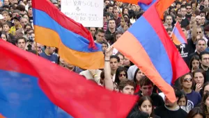 Хиляди арменци на протест срещу нов пенсионен закон