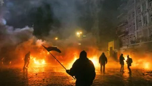 Стотици ранени и десетки задържани в Украйна