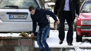 Заледените улици започнаха да пълнят „Пирогов”