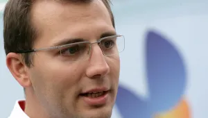 ДПС защитава „конституционното право на хляб и работа” на партийните си кадри (ВИДЕО)