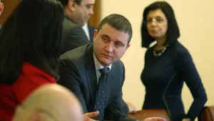 Горанов съзря опити за дестабилизация на страната