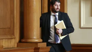 Министър праща затворници срещу наводненията