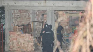 Полицията арестува въоръжен психично болен в София (ОБНОВЕНА) 