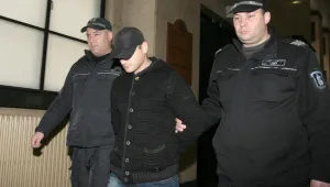 И Апелативният съд остави в ареста Радослав, който намушка бившата си приятелка