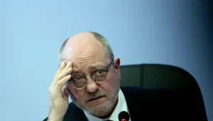 Трети ден Тодор Танев не подава оставка (ОБЗОР)