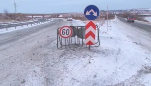Сняг и силен вятър отново усложниха пътната обстановка
