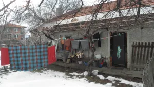 Майка и дъщеря умряха в мизерия, социалните последно идвали преди 2 месеца