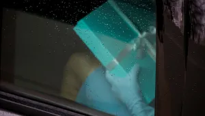 Мистериозен подарък на Мелания Тръмп изненада Мишел Обама (ВИДЕО И СНИМКИ)