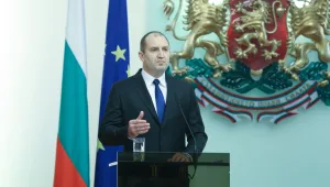 Румен Радев все пак ще говори с Лозан Панов за съдебната реформа