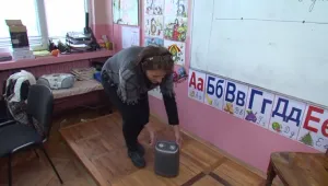 Студ в училище: В Куклен мръзнат в класните стаи заради авария на парното 