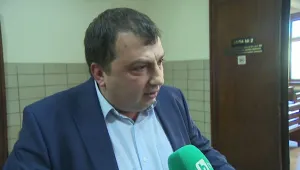 Съдът назначи четири експертизи по делото срещу кмета на Септември 