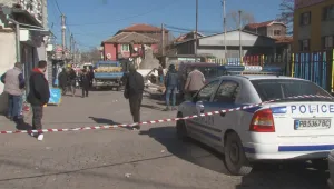 Премахват незаконни търговски обекти в „Столипиново”