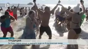 Ледено гмуркане в Атлантическия океан 