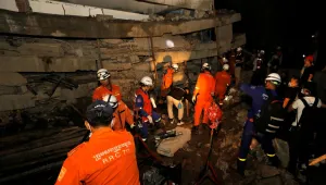 След рухване на сграда в Камбоджа: 24 загинали, над 20 са ранени 