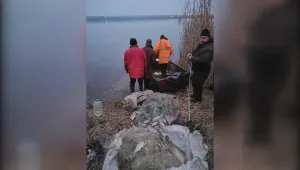 Принудиха бракониери да върнат обратно незаконно уловена риба