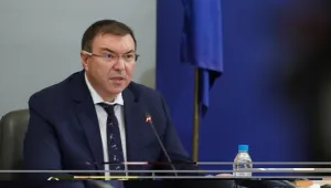 Костадин Ангелов: Чакаме 4,5 млн. дози от ваксината на „Астра Зенека“