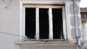 Мъж загина при пожар в дома си в Русе