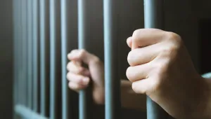 Задържаха млад мъж в София, нанесъл 25 прободни рани на друг