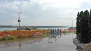 Нивото на Дунав при Лом спада 