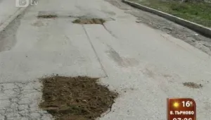 Искат по 2 лв. на час за паркиране на тротоара в Златни пясъци