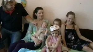 Семейство в Хърватия има три деца, родени на една и съща дата 