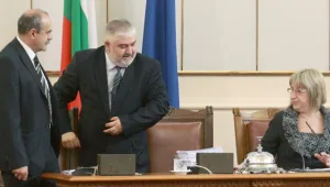Избраха Анастас Анастасов за зам.-председател на парламента