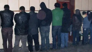 Задържаха иракчани при нелегално преминаване на границата