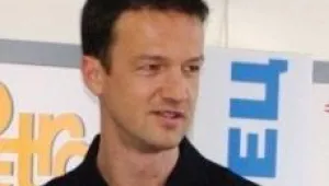 Фреди Бобич ще бъде новият спортен директор на Щутгарт
