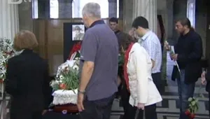 Приятели, читатели и близки се сбогуваха с писателя Дончо Цончев 