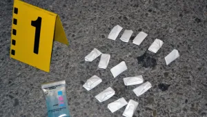 Двама са задържани за разпространение на наркотици в София 