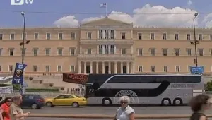 Отново намалиха рейтинга на Гърция 