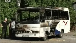 Пътнически автобус изгоря на магистрала 