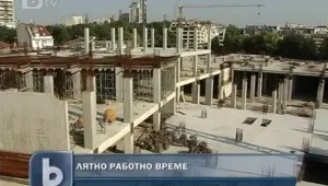 Следят работодателите за условията на труд в жегата