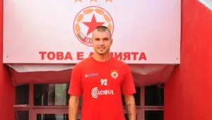 Левски отсвири Божинов, той отиде в ЦСКА