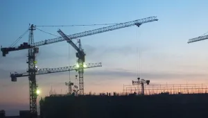 Работник падна от кран в Русе