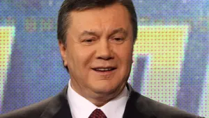 Янукович с ТВ изявление: В страната съм, няма да се оттегля