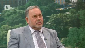 Експерт по сигурността: Меркел сбърка с поканата към мигрантите