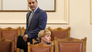 Цветанов цитира статистика, не приема критики от предшествениците си