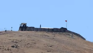Турската армия провежда маневри по границата със Сирия