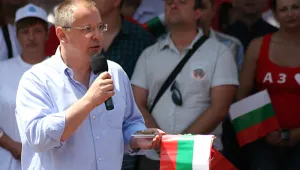Станишев: Съблазнително е да пренесем Бузлуджа на жълтите павета