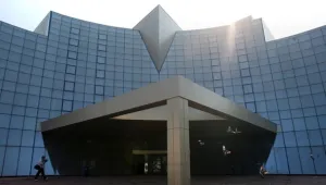 Борисов ще прави от Военното НДК съд с парите от пресечени далавери
