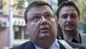 Цацаров за протеста: Имаме проблем