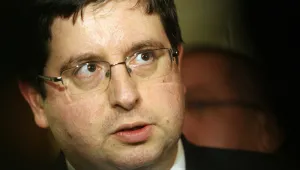 Чобанов нахока Бъчварова и министрите от РБ, но почти похвали Горанов