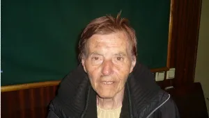 Полицаи откриха възрастна жена с неустановена самоличност