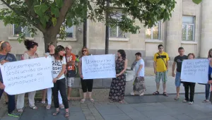 Русенци с пореден протест срещу строителен предприемач