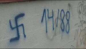 Свастики няколко дни грозят строящата се джамия в Горна Оряховица 