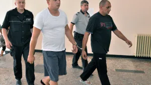 Оставиха в ареста двама задържани за убийство след боя в Брестовене 